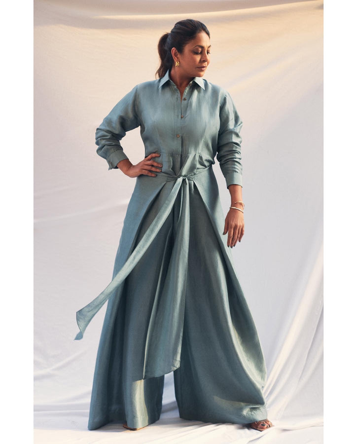 KIM in teal
